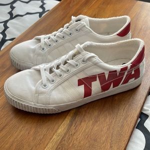 gola twa sneakers